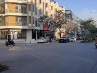 Bán gấp nhà phố phú lương 90m² trục chính 30m giá "ngã ngửa" cho mặt tiền 7.2m