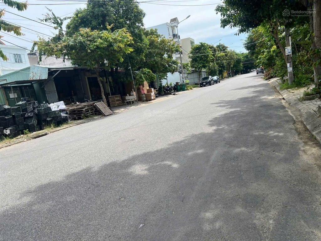 Bán đất mặt tiền 10.5m nguyễn xí, trung tâm liên chiểu, đà nẵng. giá tốt.  my 0935 872 ***.