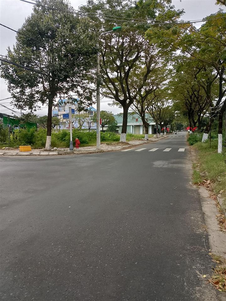 Bán lô đất kẹp cống đường trừ văn thố, cẩm lệ, đà nẵng giá tốt. my 0935 872 *** tư vấn.