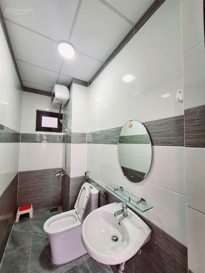 Bán nhà 3 tầng kiệt ô tô hồ xuân hương, đà nẵng, đầy đủ nội thất giá tốt.  my 0935 872 ***.