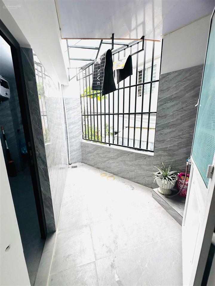 Bán nhà kiệt ô tô phạm cự lượng, an hải, đà nẵng, gần ngay cầu rồng giá 7,5 tỷ.  my 0935 872 ***.