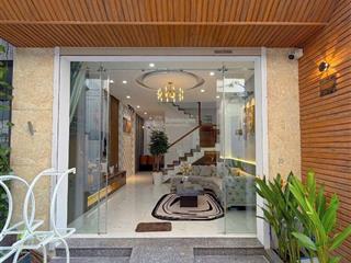 Bán nhà 3 tầng kiệt 4m núi thành, đà nẵng,ngay trung tâm full nội thất đẹp giá tốt. my 0935 872 ***