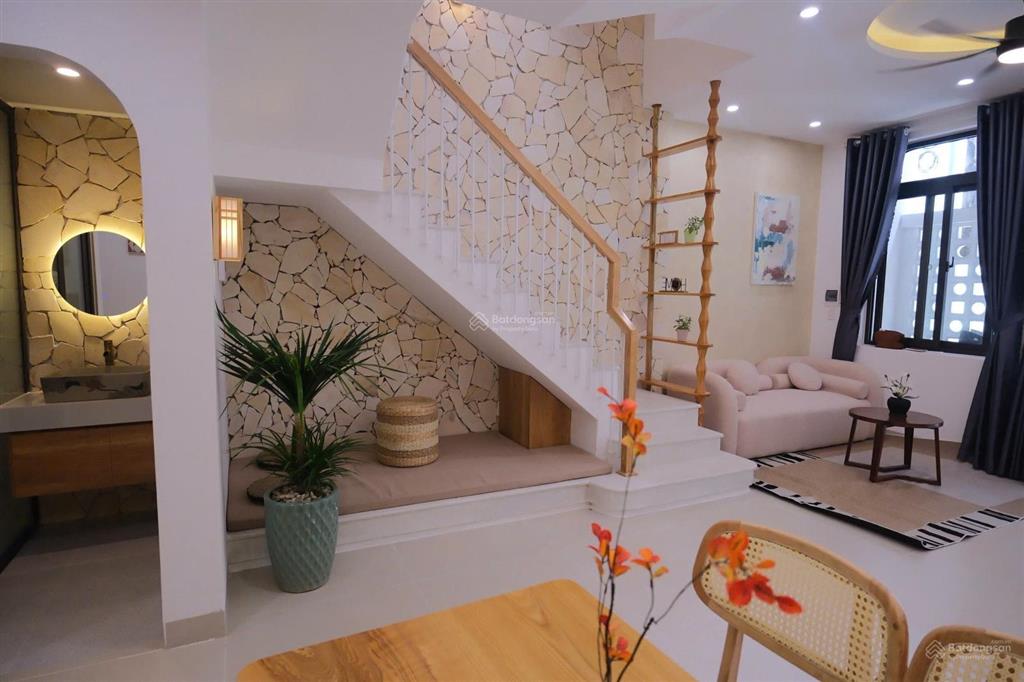 Bán nhà 3 tầng mới kiệt dũng sĩ thanh khê, đà nẵng giá tốt.  my 0935 872 *** xem nhà.