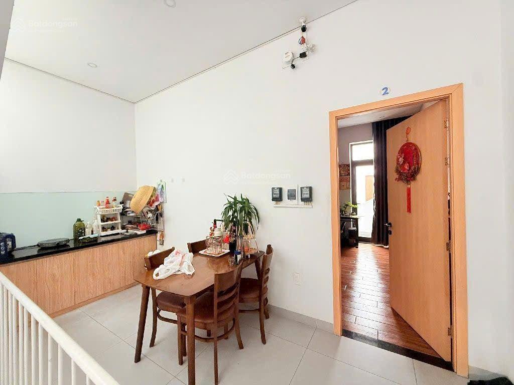 Bán nhà 3 tầng có 4 phòng căn hộ nguyễn nho túy, cẩm lệ, đà nẵng giá tốt.  my 0935 872 *** tư vấn.