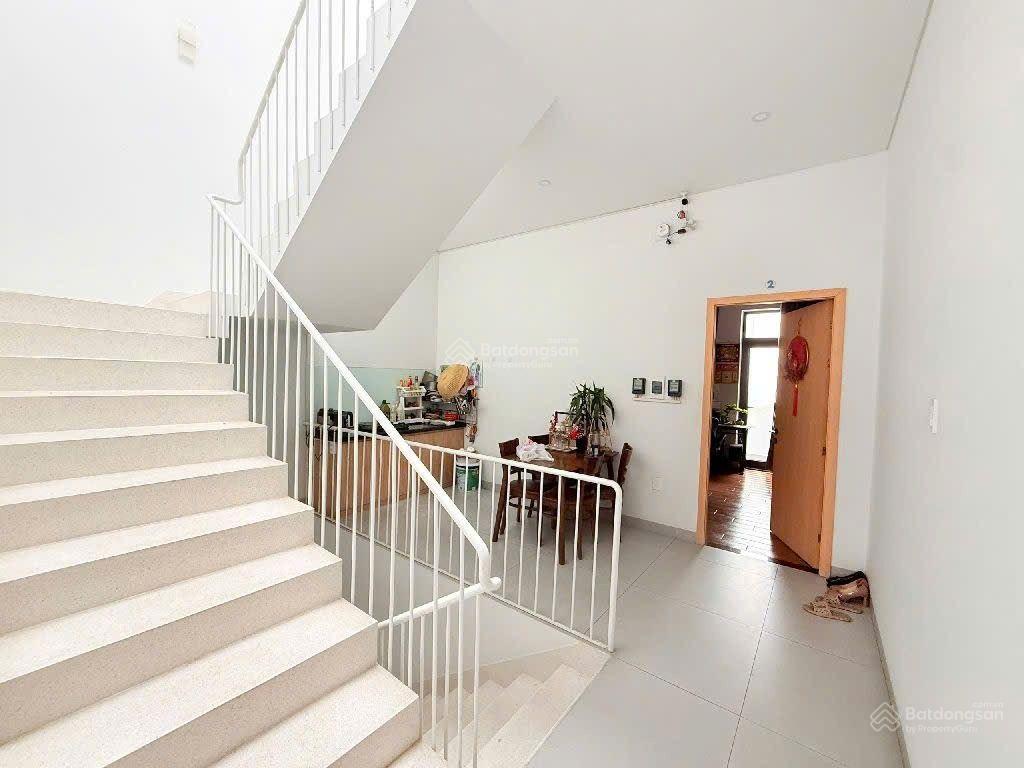 Bán nhà 3 tầng có 4 phòng căn hộ nguyễn nho túy, cẩm lệ, đà nẵng giá tốt.  my 0935 872 *** tư vấn.