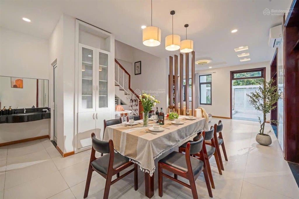 Cho thuê villa nam việt á, ngũ hành sơn, đà nẵng. nằm gần sông, gần biển mỹ khê.  my 0935 872 ***