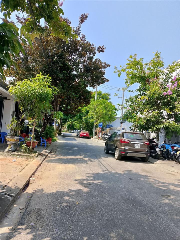 Bán đất đường trần lựu, hoà xuân, đà nẵng. lô sạch 100m2, giá 4,9 tỷ.  my 0935 872 ***.