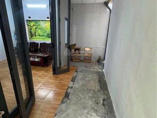Cho thuê nhà kiệt nguyễn chí thanh, hải châu, đà nẵng giá thuê 8 triệu/ tháng.  my 0935 872 ***