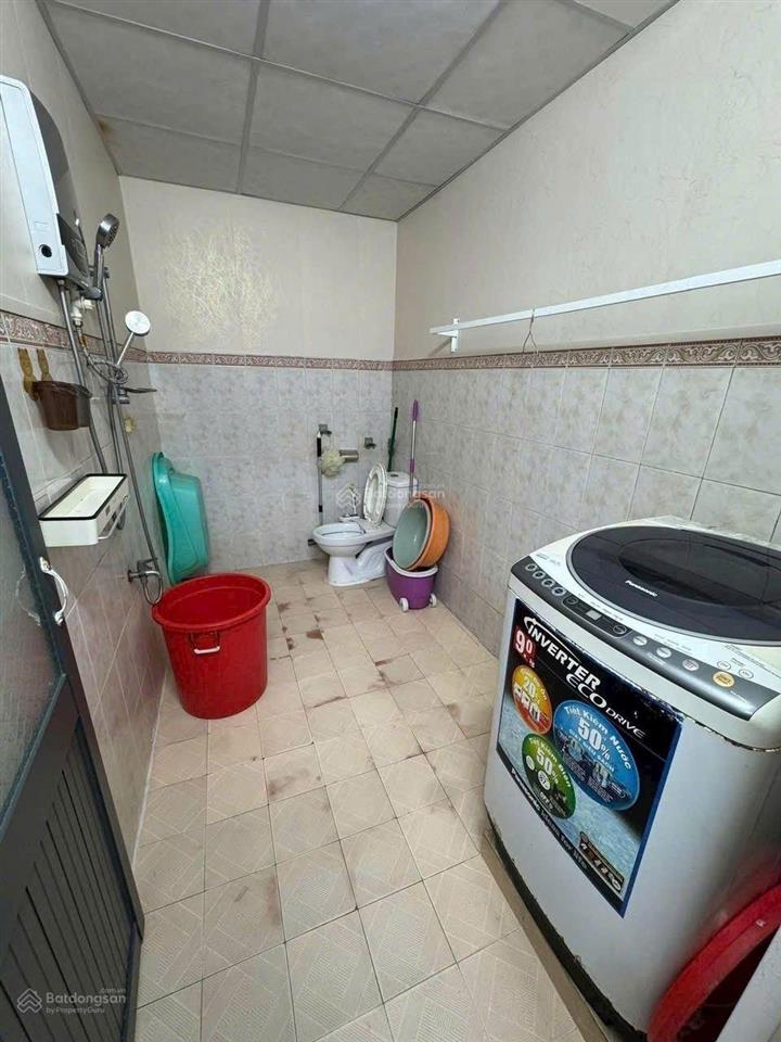 Cho thuê nhà kiệt nguyễn chí thanh, hải châu, đà nẵng giá thuê 8 triệu/ tháng.  my 0935 872 ***