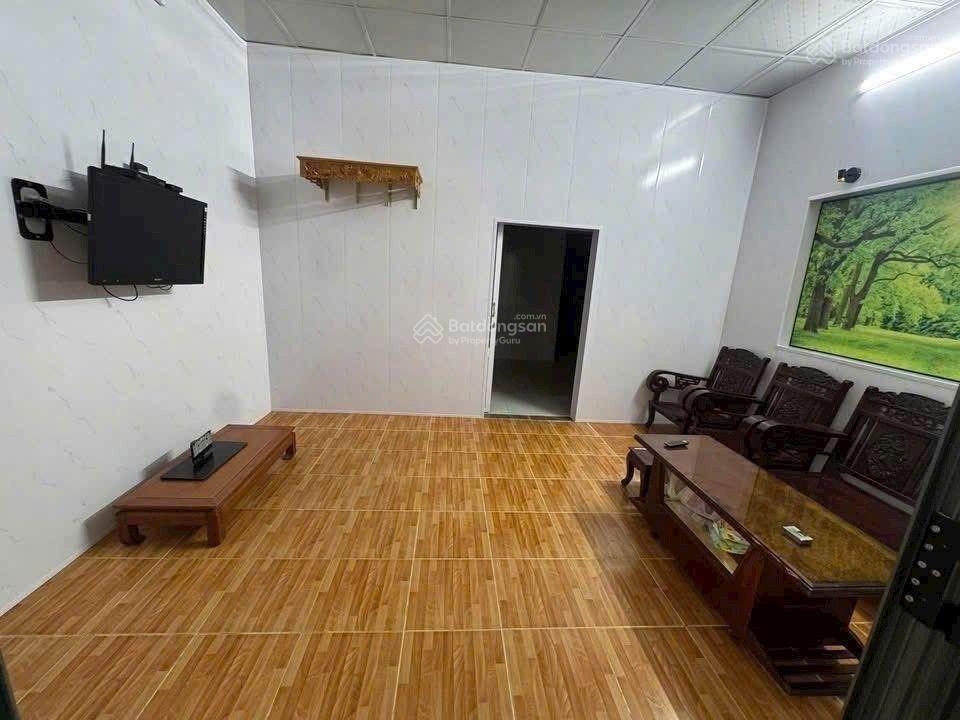 Cho thuê nhà kiệt nguyễn chí thanh, hải châu, đà nẵng giá thuê 8 triệu/ tháng.  my 0935 872 ***