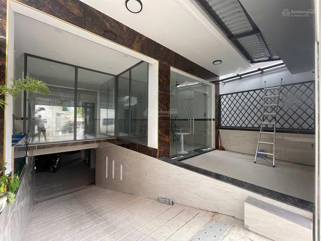 Hot! toà nhà mt hoàng hoa thám (ngang 8m x 25m hầm 5 tầng) hđ thuê 130tr/th, giá bán 36 tỷ