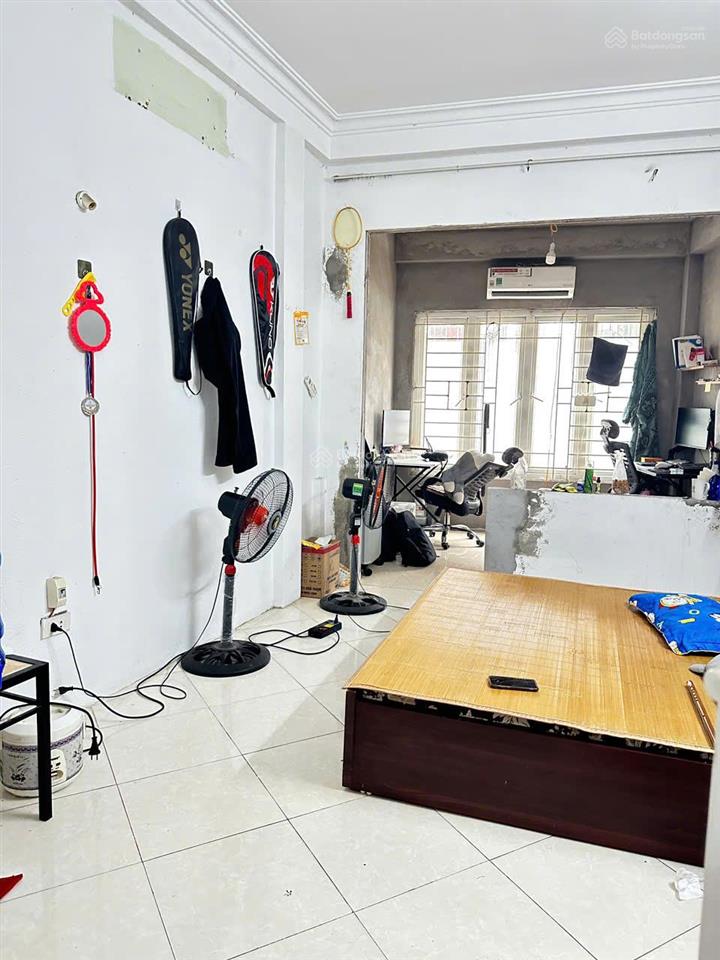 Bán gấp căn nhà lô góc ngay mặt đường yên hòa, cầu giấy, hà nội