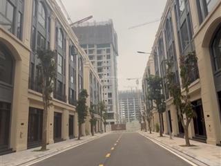 Bán cắt lỗ biệt thự liền kề 5 tầng vin cổ loa , gần chung cư , nhà để xe , khuôn viên cây xanh ..