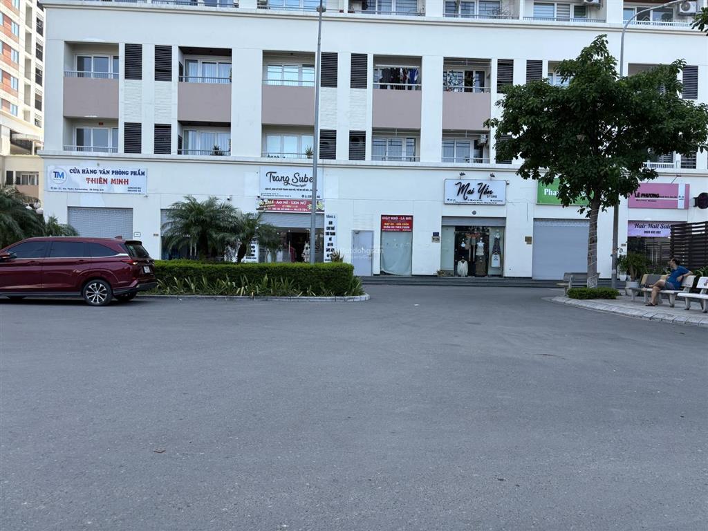 Chính chủ bán shophouse khối đế full nội thất, sở hữu lâu dài, sở hữu vị trí đắc địa nhất dự án.
