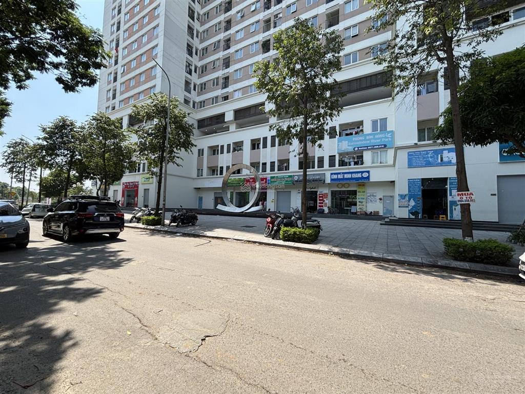 Chính chủ bán shophouse khối đế full nội thất, sở hữu lâu dài, sở hữu vị trí đắc địa nhất dự án.