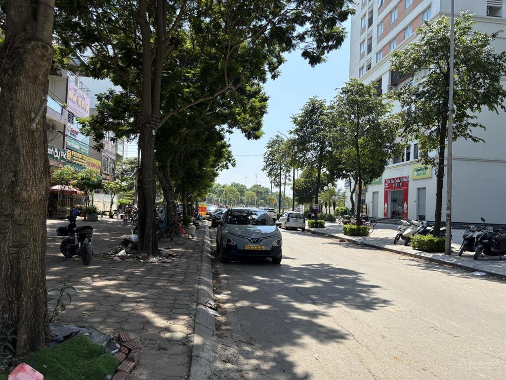 Chính chủ bán shophouse khối đế full nội thất, sở hữu lâu dài, sở hữu vị trí đắc địa nhất dự án.