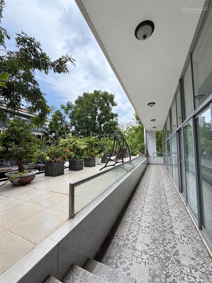 Bán căn góc garden court 2, phú mỹ hưng, 140,1 m², 3 phòng ngủ, 17,1 tỷ, có thương lượng
