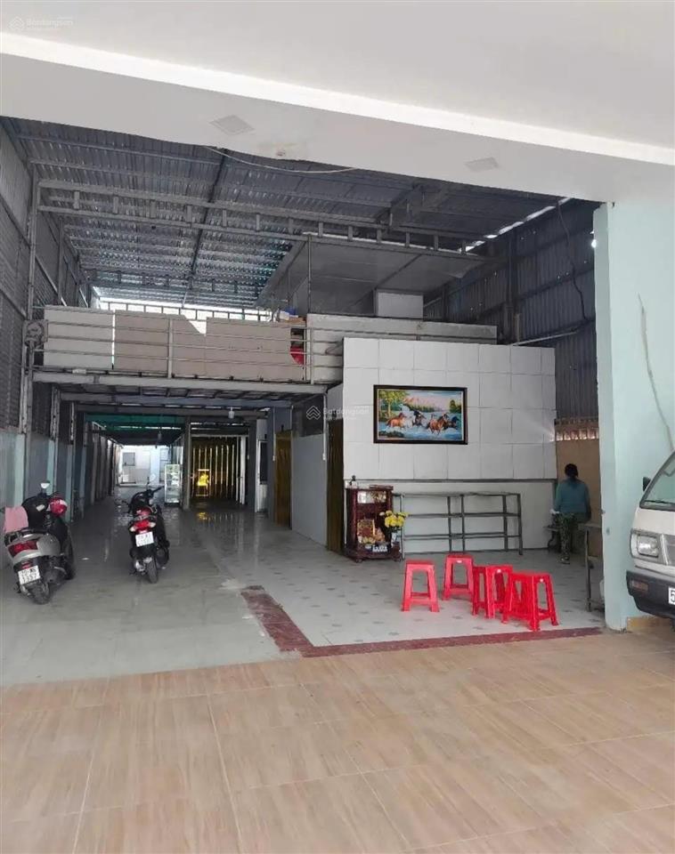 Cho thuê gấp kho,xưởng giá rẻ 550m giá 30tr/t, kcn tân bình