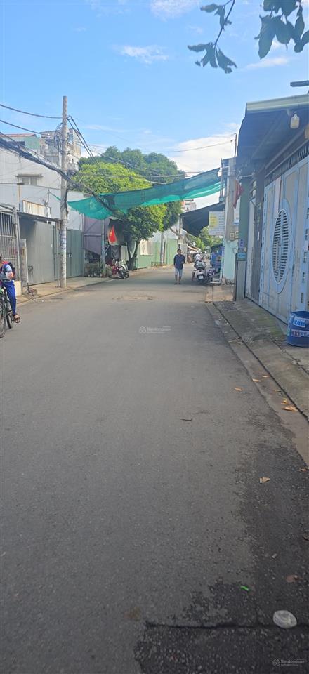 Cho thuê kho, xưởng 8x18m + gác lửng, giá 12tr/th ngay lê trọng tấn