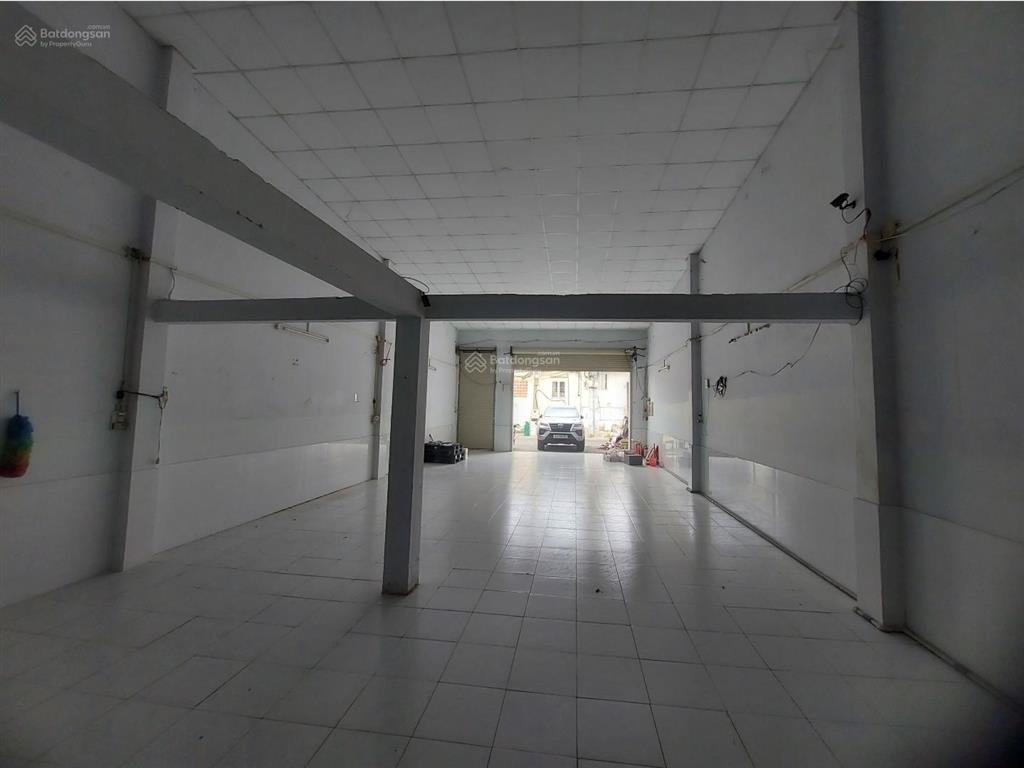 Cho thuê kho, xưởng 7x22m + gác lửng làm văn phòng, ngay eon tân phú