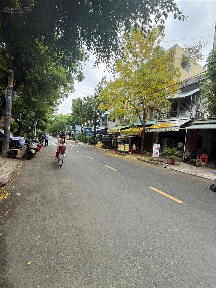 Cho thuê kho, xưởng 7x22m + gác lửng làm văn phòng, ngay eon tân phú