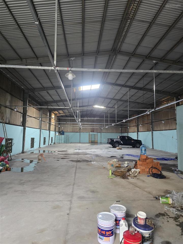 Cho thuê kho, xưởng 650m giá 55tr/t, kế kcn tân bình