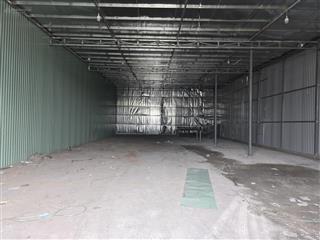 Cho thuê kho,xưởng 400m giá 32tr/t, đ xe công vào 24/24 ngay ngã tư gò mây