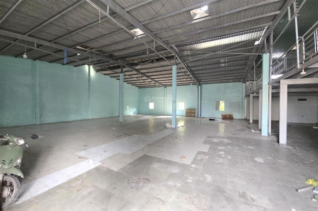 Cho thuê kho, xưởng 500m2, giá 35tr/th, đường xe công 40f ngay phan văn hớn