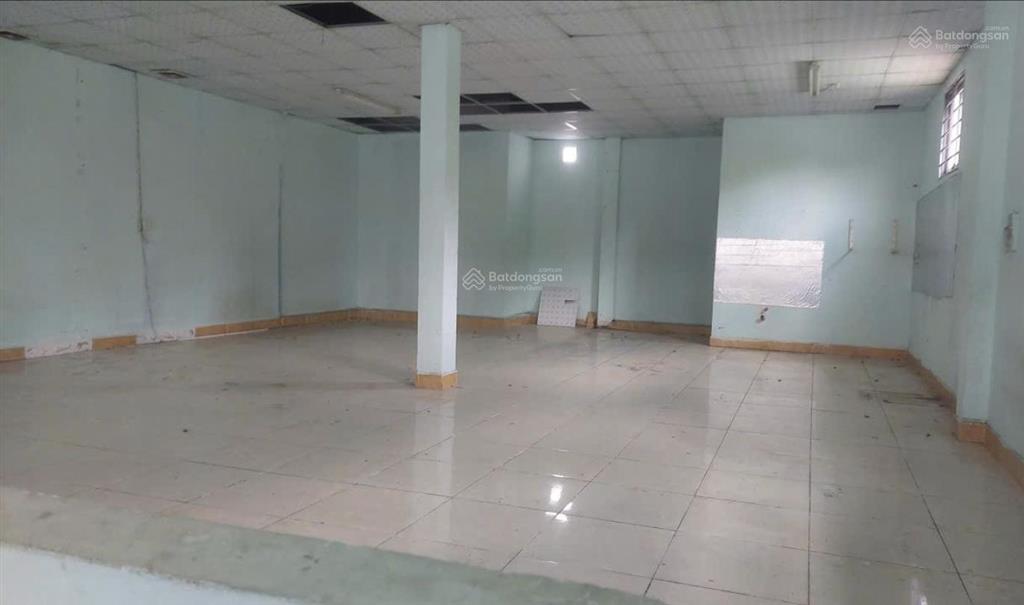 Cho thuê kho, xưởng 250m giá 18tr/tháng, ngay kcn tân bình