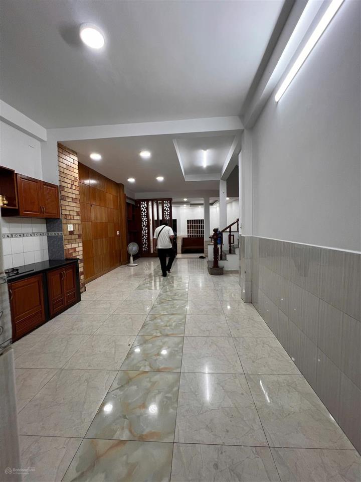 Cho thuê nhà riêng tại 81/1a đường 13, 13 triệu vnd, 140 m2, hàng hiếm tại tp hcm