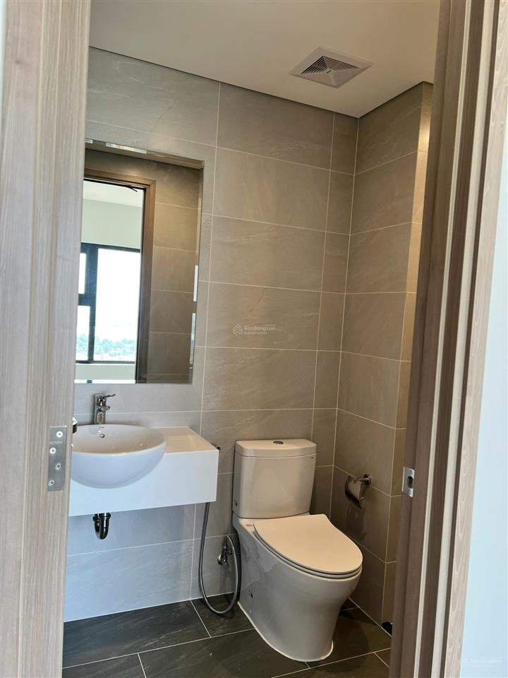 Cần bán lỗ căn hộ 70m2, beverly solari, view sông, 2pn, tầng 14, bao thuếphí môi giới