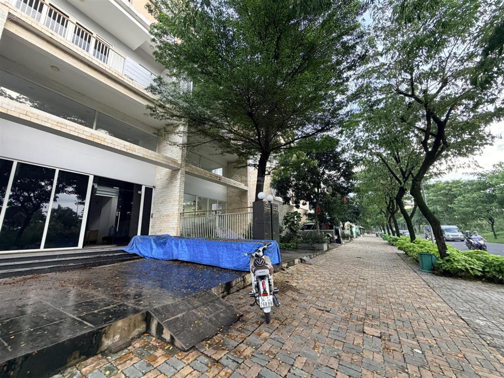 Bán biệt thự dragon parc 2 mặt tiền nguyễn hữu thọ  căn số đẹp 07, cho thuê 38 triệu/tháng