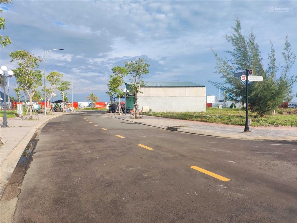 Bán nền centroria giá đầu tư cực tốt, đã có sổ hồng sẵn,  0898 808 ***