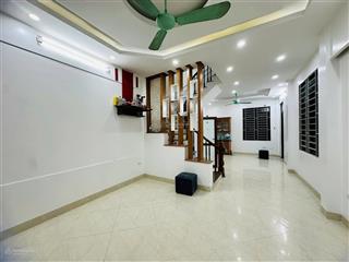Bán nhà thụy khuê  tây hồ 50m2 x 6 tầng, 3 mặt thoáng, ô chờ thang máy, chỉ 9.5 tỷ