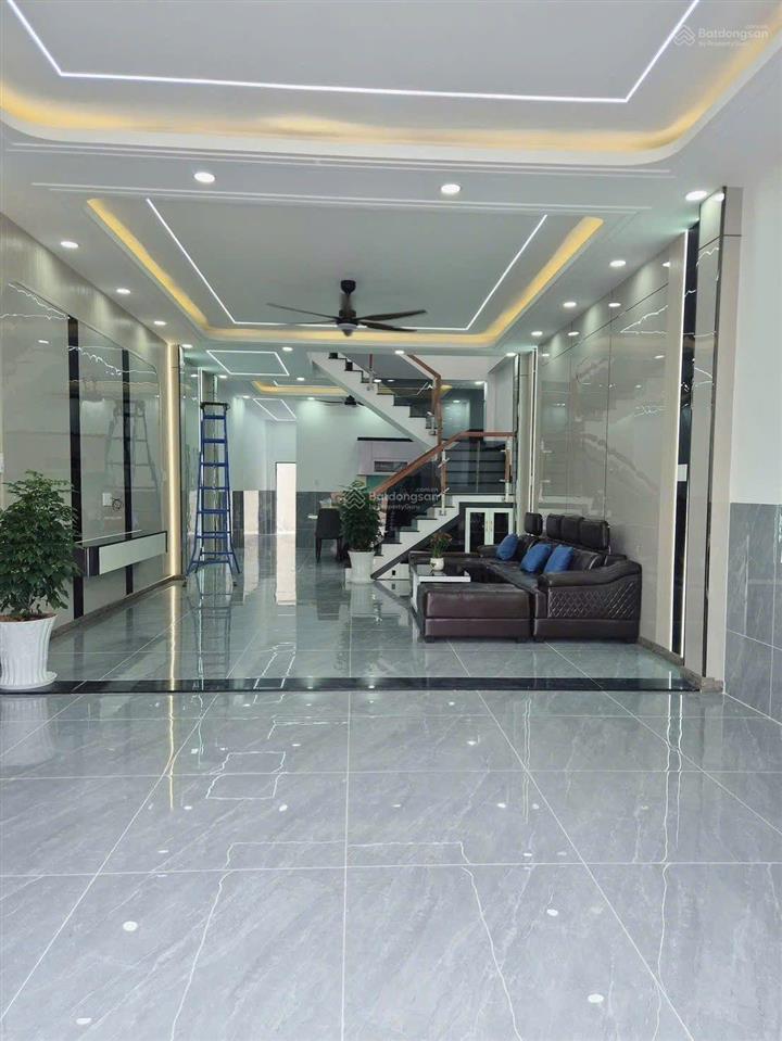 Bán nhà mới hoàn thiện hội nghĩa, thành phố tân uyên, bình dương 100m2 sân xe hơi 3 phòng ngủ
