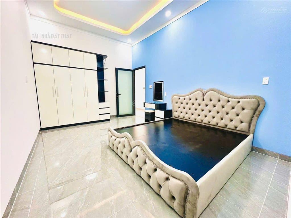 Bán nhà mới hoàn thiện hội nghĩa, thành phố tân uyên, bình dương 100m2 sân xe hơi 3 phòng ngủ