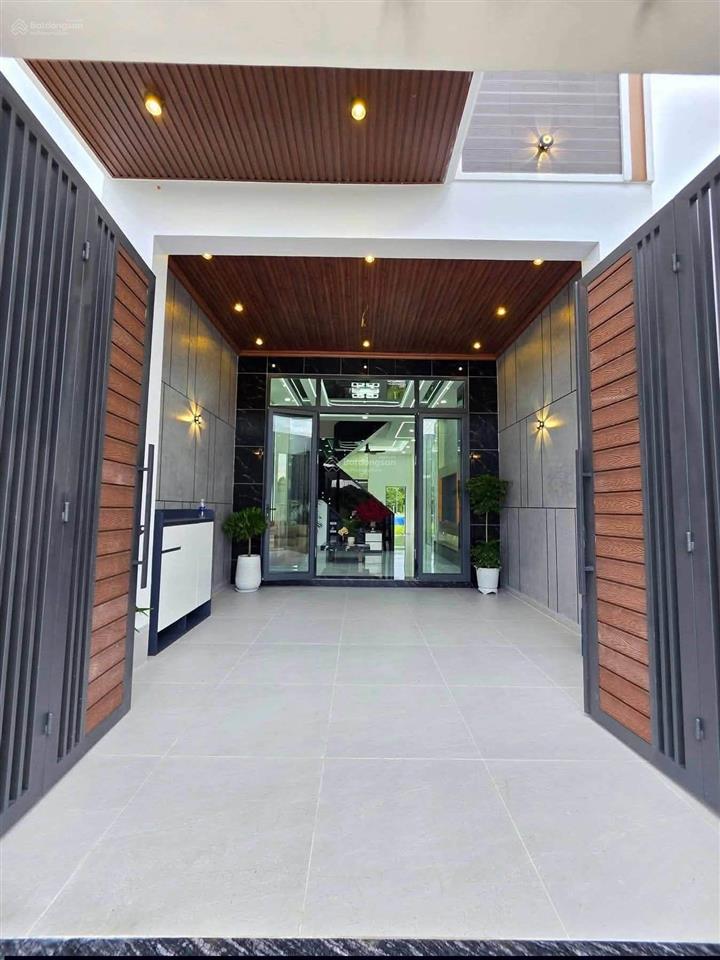 Chỉ 3,3 tỷ nhà đẹp gần kcn nam tân uyên tp  hcm. có thể khai thác cho thuê khoảng 10 triệu/tháng