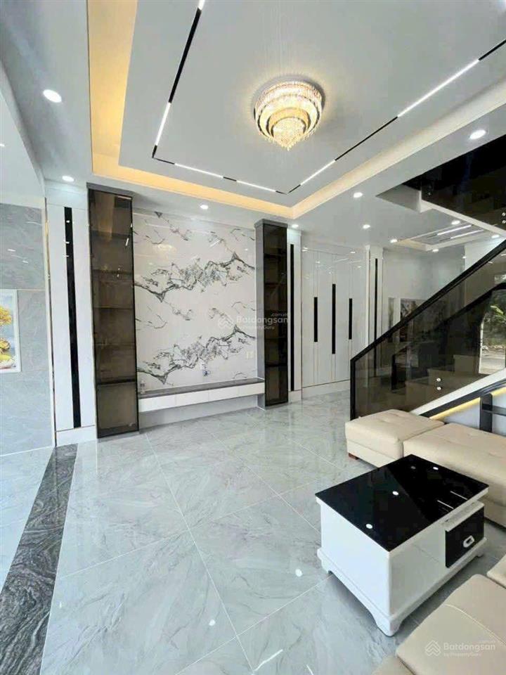 Bán gấp nhà mới full nội thất chỉ 2 tỷ 5** phường tân uyên, tp.hcm