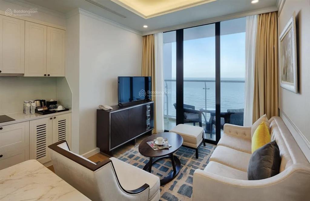 Bán căn view phố giá 1,750 tỷ đang cho thuê 16,5 triệu/tháng  0901 383 ***