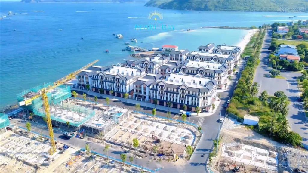 Bán căn ngọc trai 63m², lâu dài, sát biển, giá 11,4 tỷ,  0901 383 ***