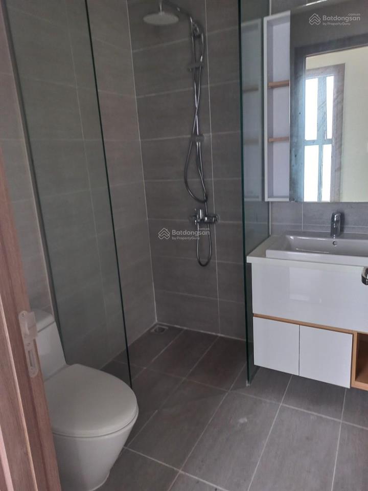 Bán căn 2pn view đông nam (hướng mát) giá 6,9 tỷ, căn hộ đang cho thuê 0901 383 ***