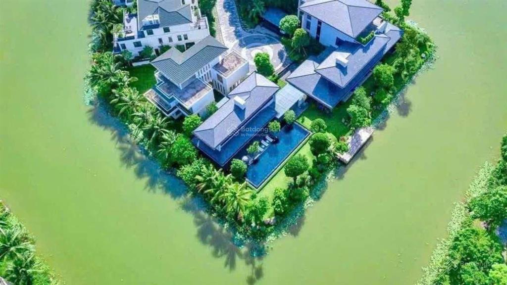Bán gấp 1 trong 4 căn dinh thự góc đẹp, biệt thự đảo eco retreat long an