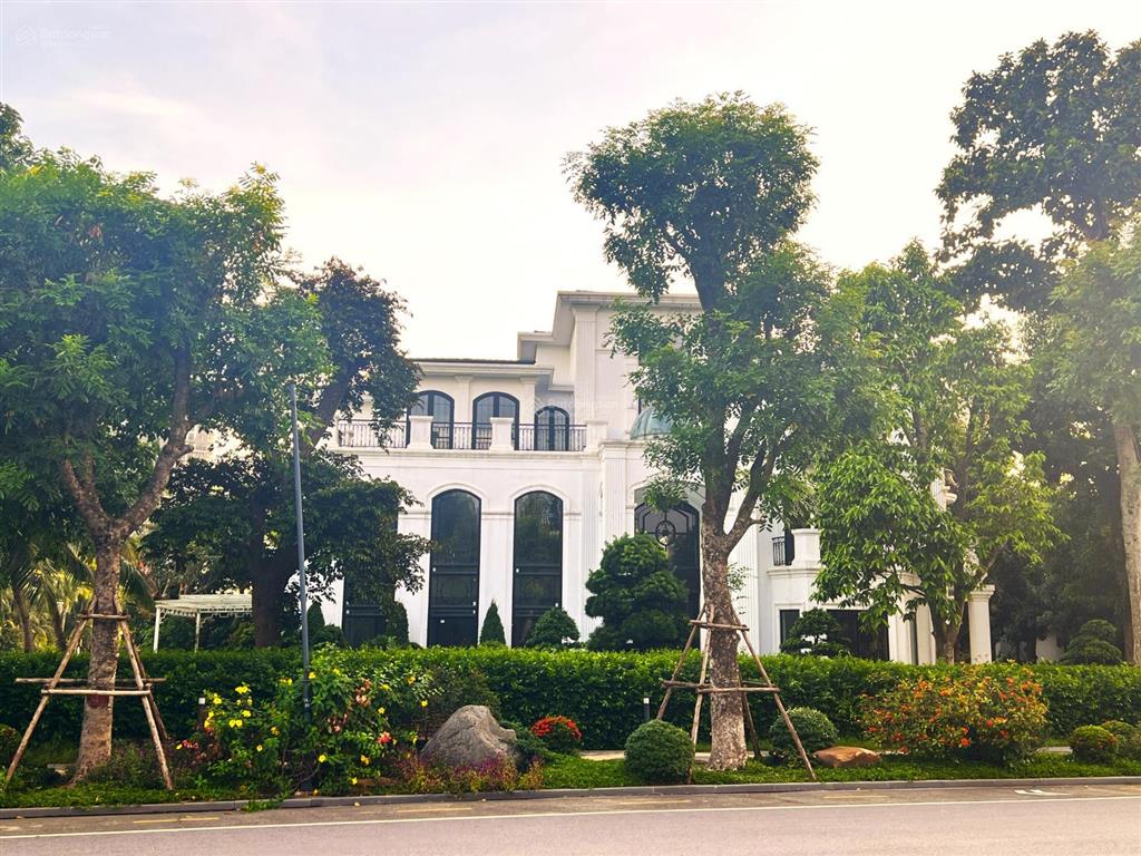 Bán nổi bật biệt thự đảo ecopark grand 1000m2  1 trong 8 căn dinh thự đẹp, giá gây sốc