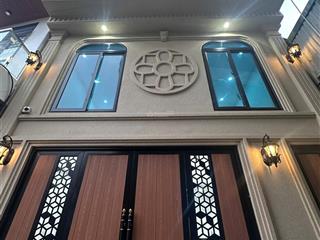 Chính chủ bán ccmn 15.7 tỷ mặt tiền 6.2m diện tích 60m2 7 tầng 15 phòng kép kín cạnh vin smart city