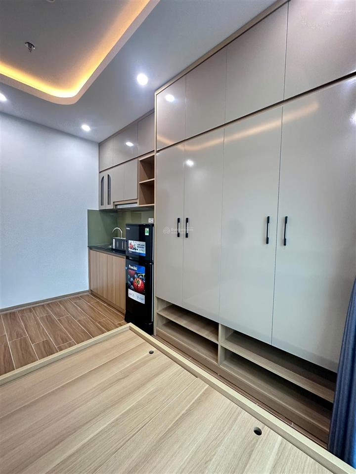 Chính chủ bán ccmn 14.3 tỷ mặt tiền 6.2m diện tích 60m2 7 tầng 15 phòng kép kín cạnh vin smart city