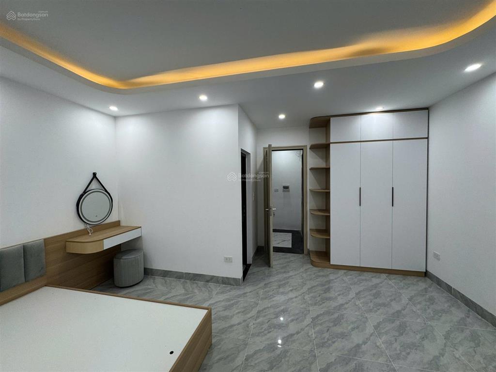 Giảm 500tr. chính chủ bán gấp nhà di trạch 35m2 x 5 tầng  thang máy, mặt tiền 5m, giá 6,66 tỷ