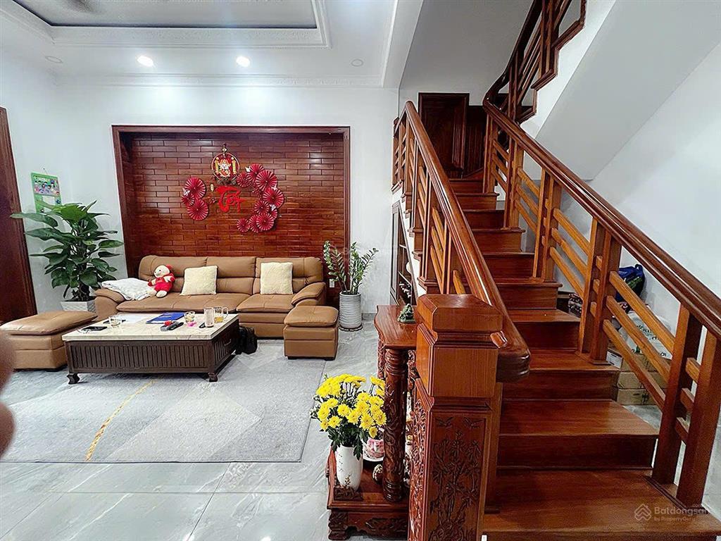Chủ cần bán gấp trong hè này  giảm hơn 1 tỷ!