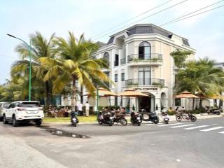 Cho thuê căn góc 3 mặt tiền ngay aeon tân an  long an