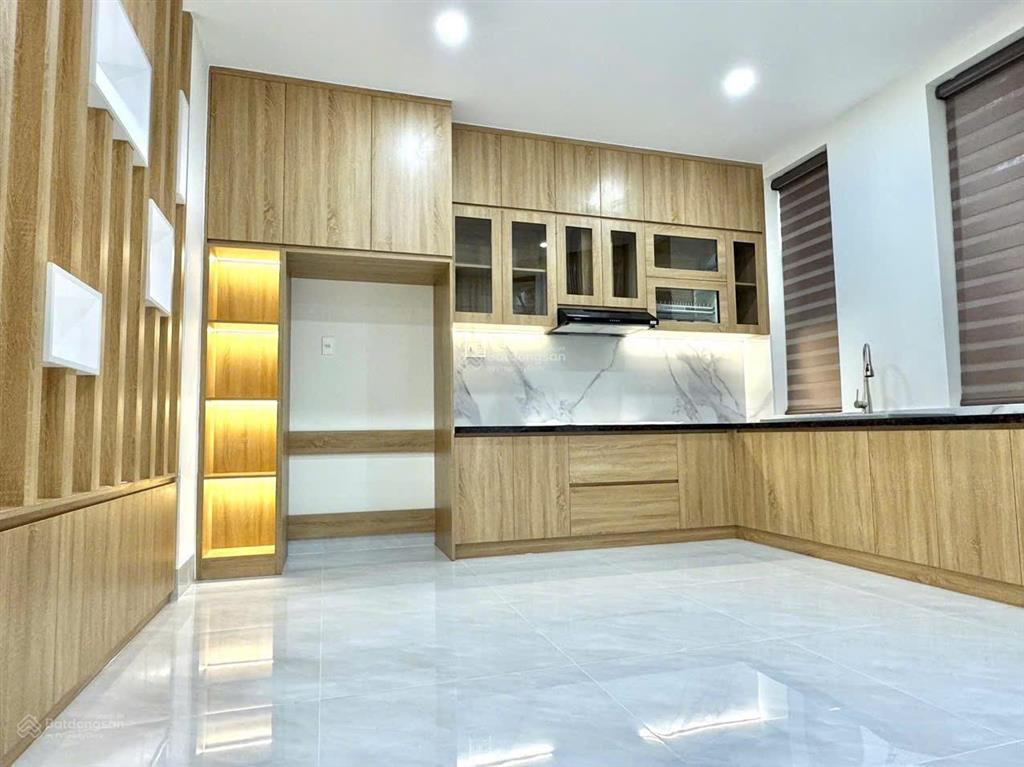 Cho thuê căn góc 3 mặt tiền ngay aeon tân an  long an