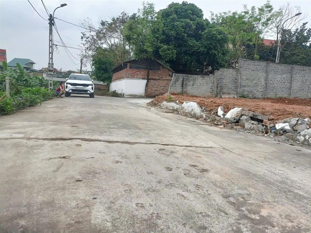 Bán đất tại thị trấn hợp hòa, 1,55 tỷ, 100m2, mặt tiền 5m, nhiều tiện ích
